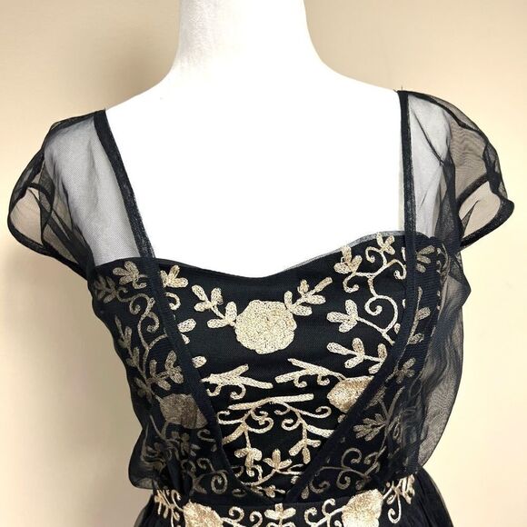 š Laceā&āBeadsĀ blackāembroideredādressāsizeāSm - Picture 2 of 6